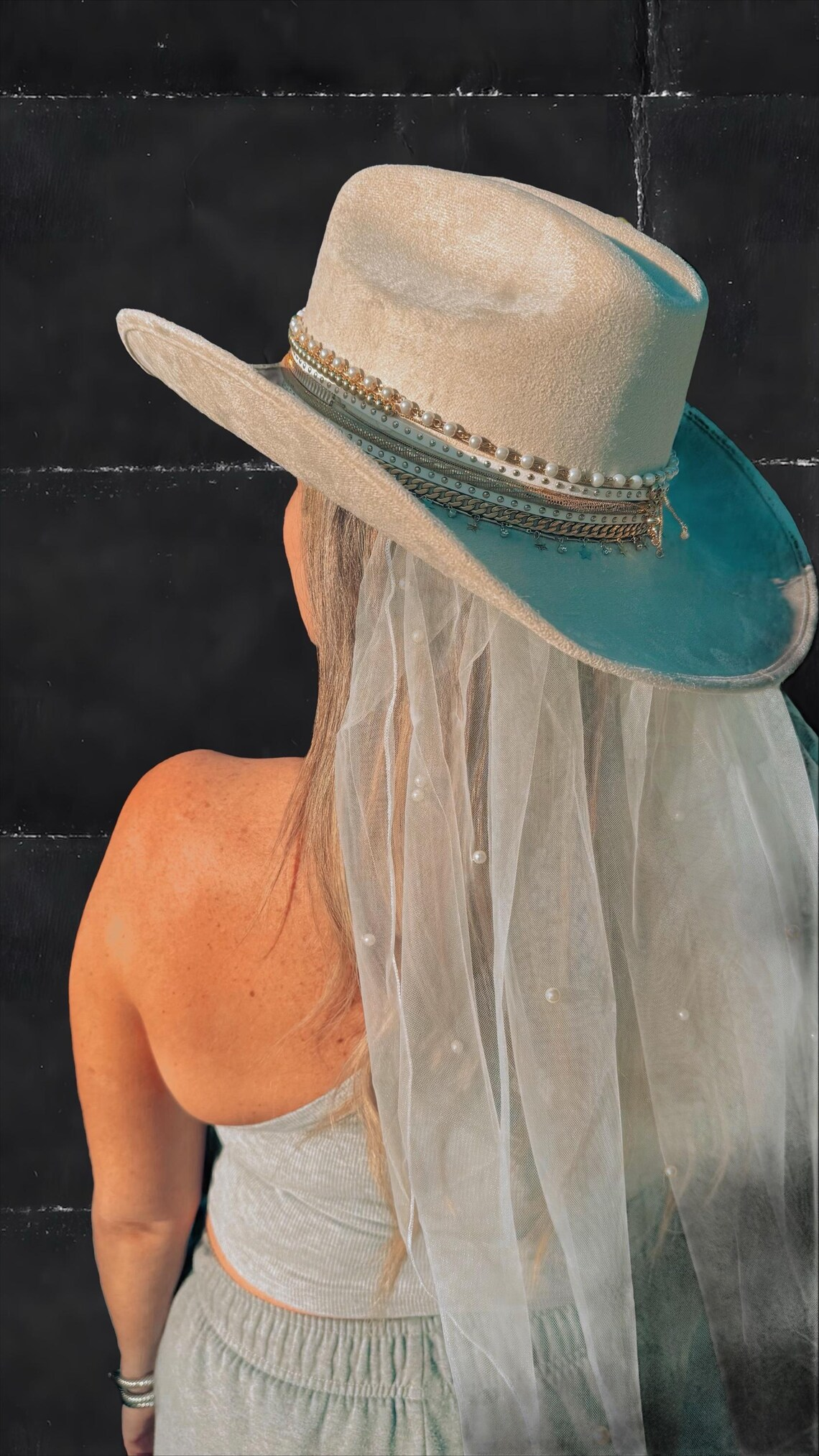 Custom Bride hat Bride hat with veil Bride cowboy hat with veil Bachelorette hat Wifey hat Bride to be hat MRS cowboy hat Bride cowgirl hat