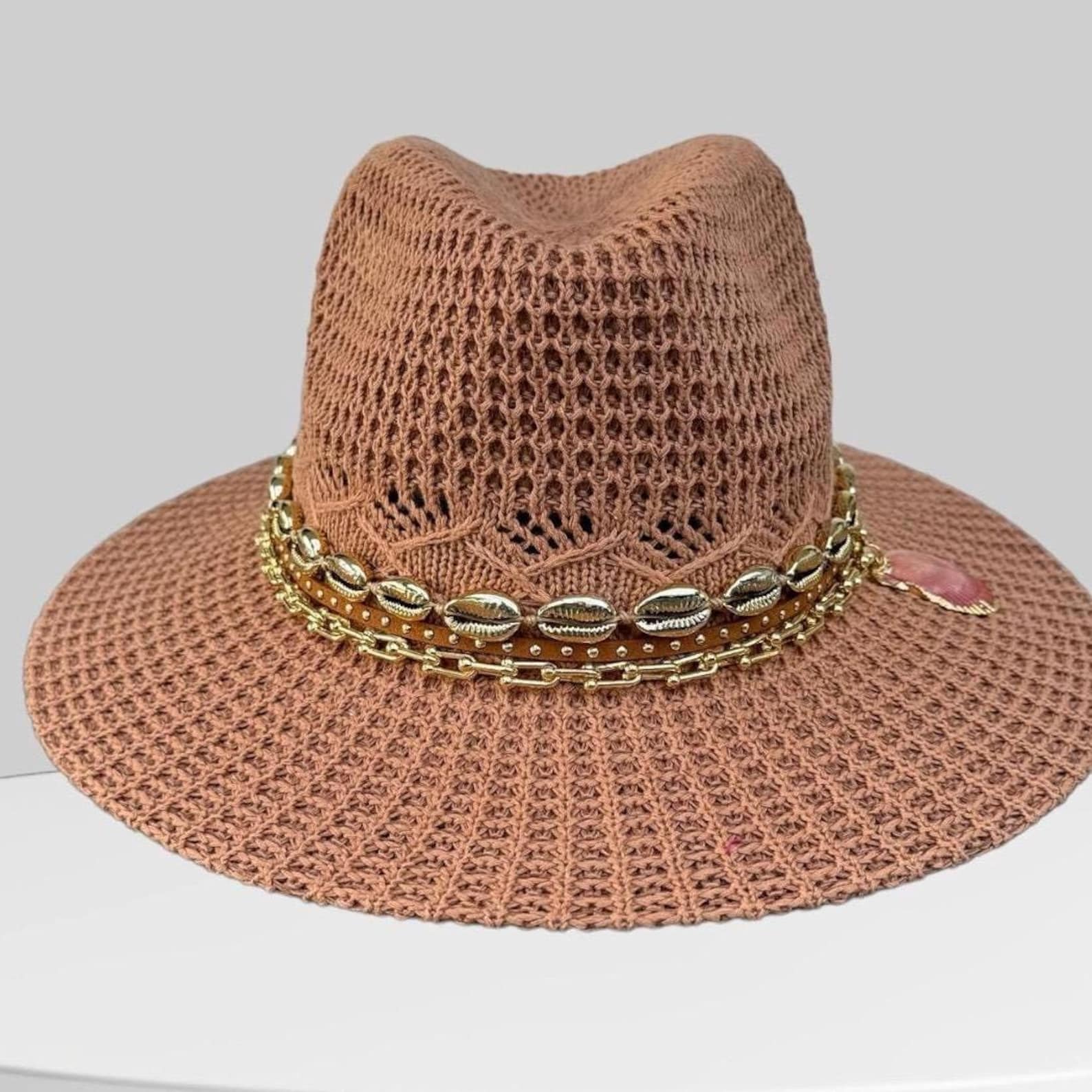 Beach Fedora with Cowrie Shells & Pearls Wide Brim Sun Hat Boho Summer Straw Hat for Women Festival Hat Handmade Elegant Honeymoon hat