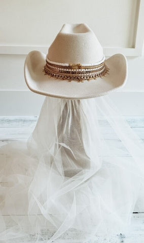 Custom Bride hat Bride hat with veil Bride cowboy hat with veil  Bachelorette hat Wifey hat Bride to be hat MRS cowboy hat Bride cowgirl hat