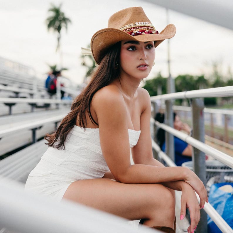 Florida State Seminoles cowgirl hat in garnet and gold with Western style, perfect for game day or tailgate events.